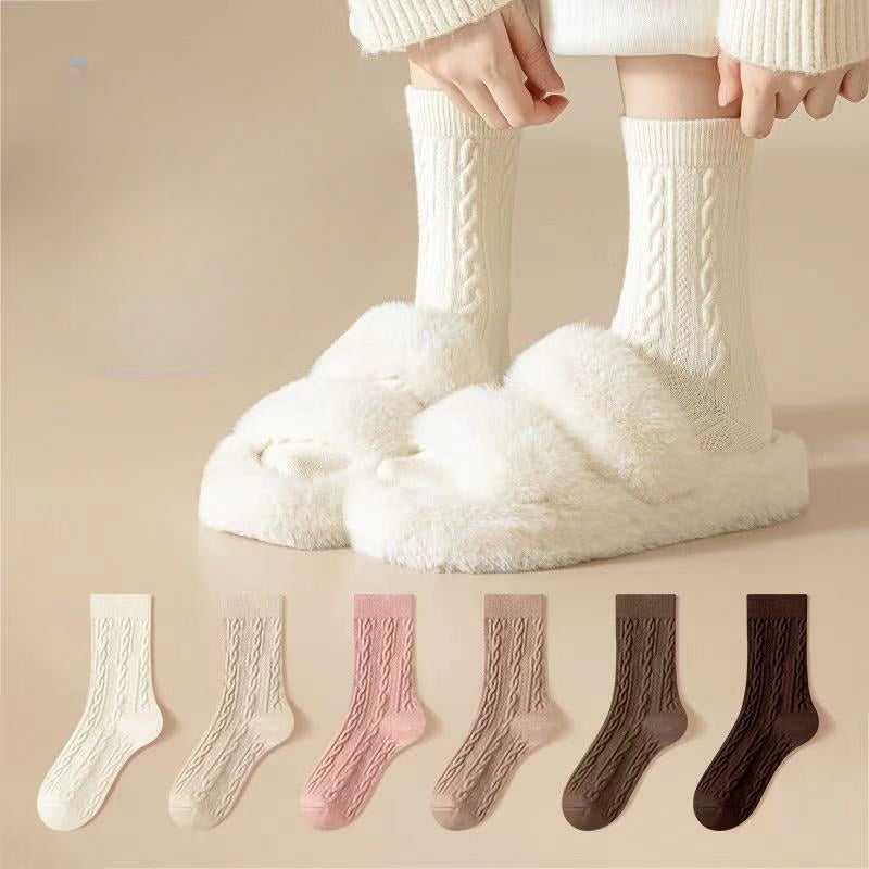 5PRS-White Cashmere Women's Twist Thickened Retro Medium Tube Socks Postpartum Confinement Socks