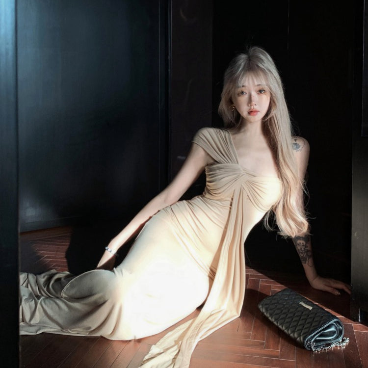 Women’s Bohemian Sleeveless Draped Chiffon Dress: Backless Irregular Hem Design