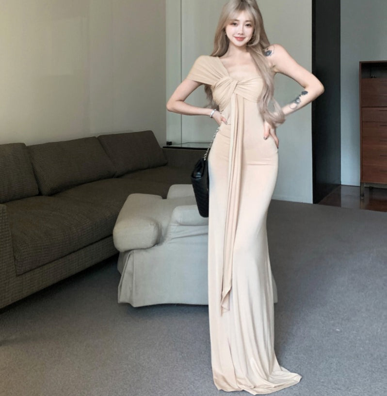 Women’s Bohemian Sleeveless Draped Chiffon Dress: Backless Irregular Hem Design