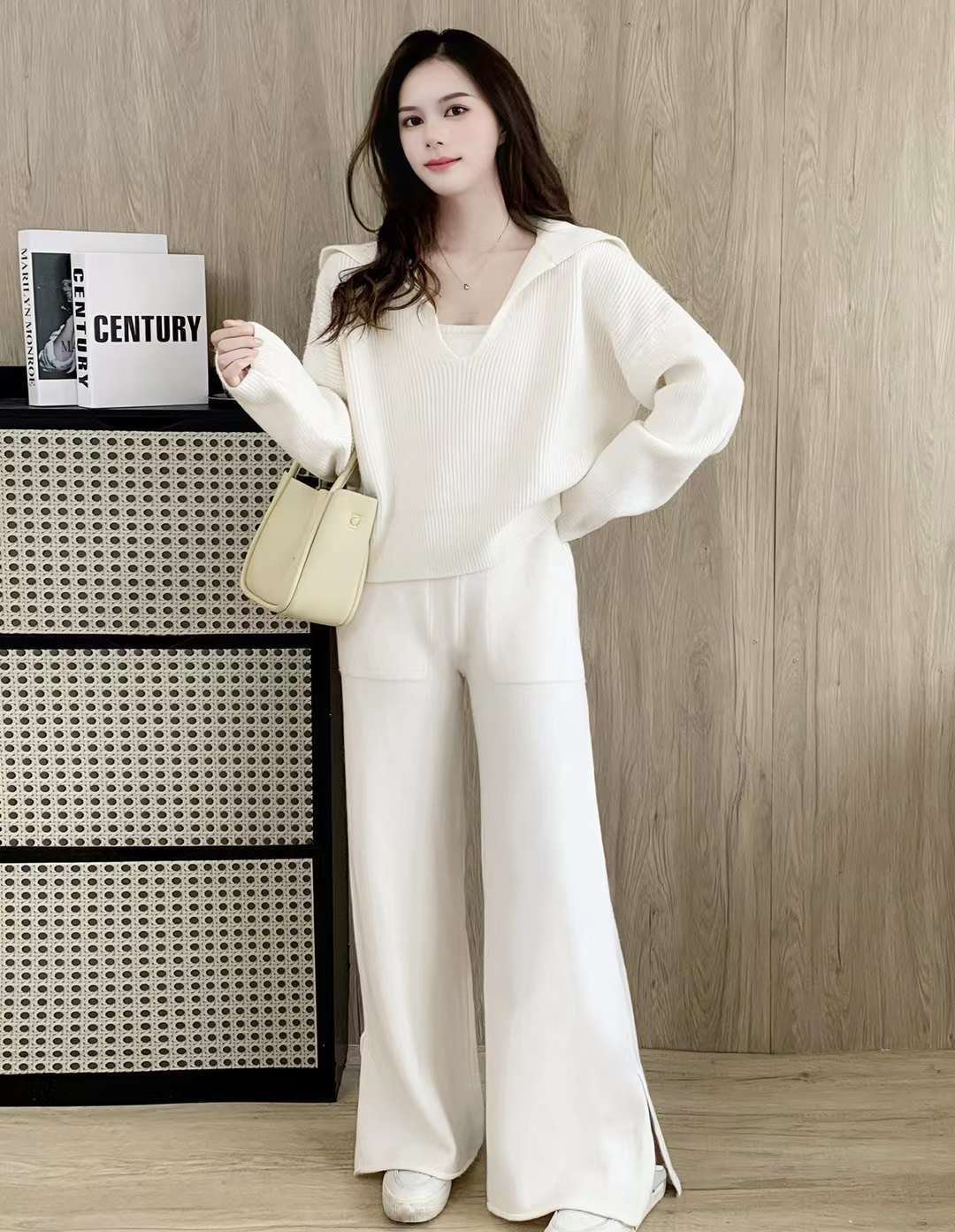 Autumn and Winter Internet Celebrity Fried Street Temperament Muse Fan Gray Fashion Leisure Sports Suit Women's Three-piece Set