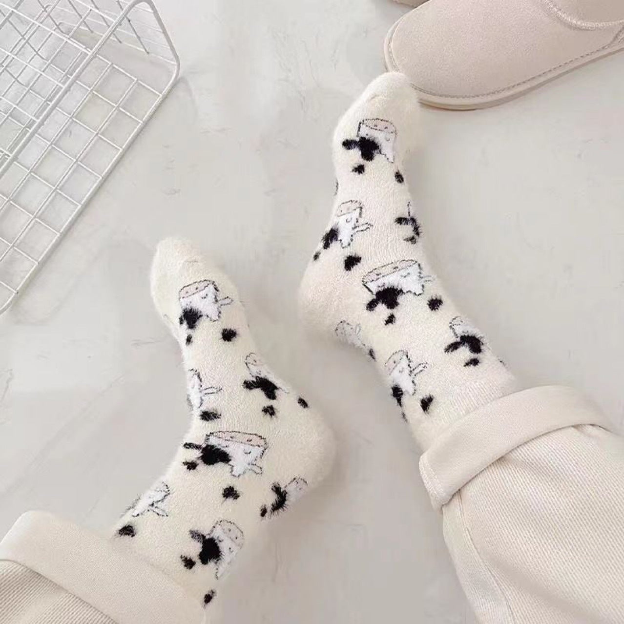 5PRS-Cartoon Mink Fleece Women's Thickened Warm Cute Fluffy Home Floor Socks Confinement Sleep Sock