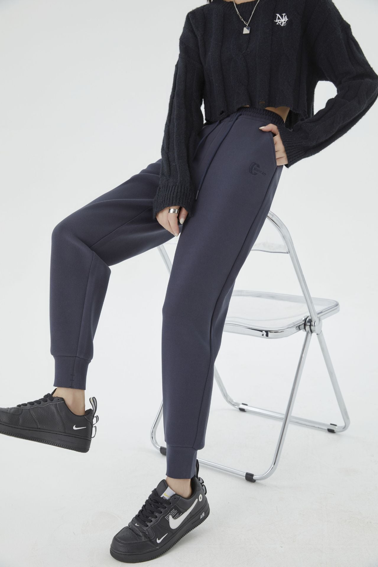 [Hot Leather Windproof Pants Winter New Thick Wool Silk Velvet Large Size Sports Casual White Guard Pants