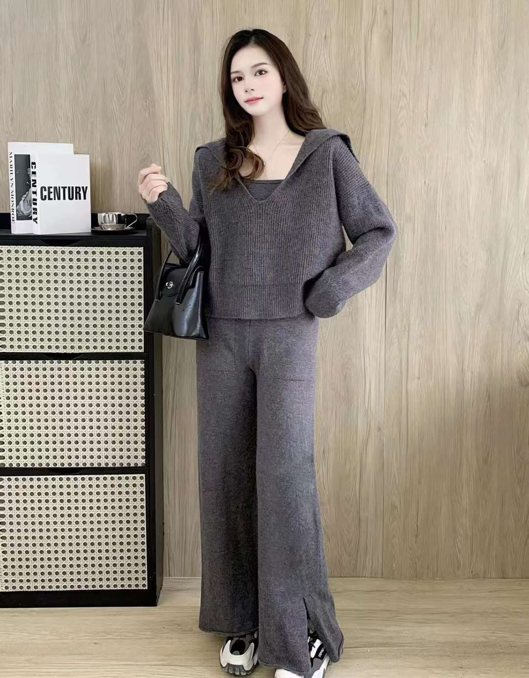 Autumn and Winter Internet Celebrity Fried Street Temperament Muse Fan Gray Fashion Leisure Sports Suit Women's Three-piece Set