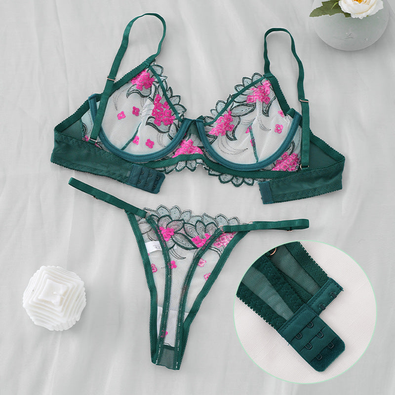 Velvet Eclipse Set - Patina-Green Metallics & Gothic Lace Engineering for Vintage Soirées & Dark Romance Collections