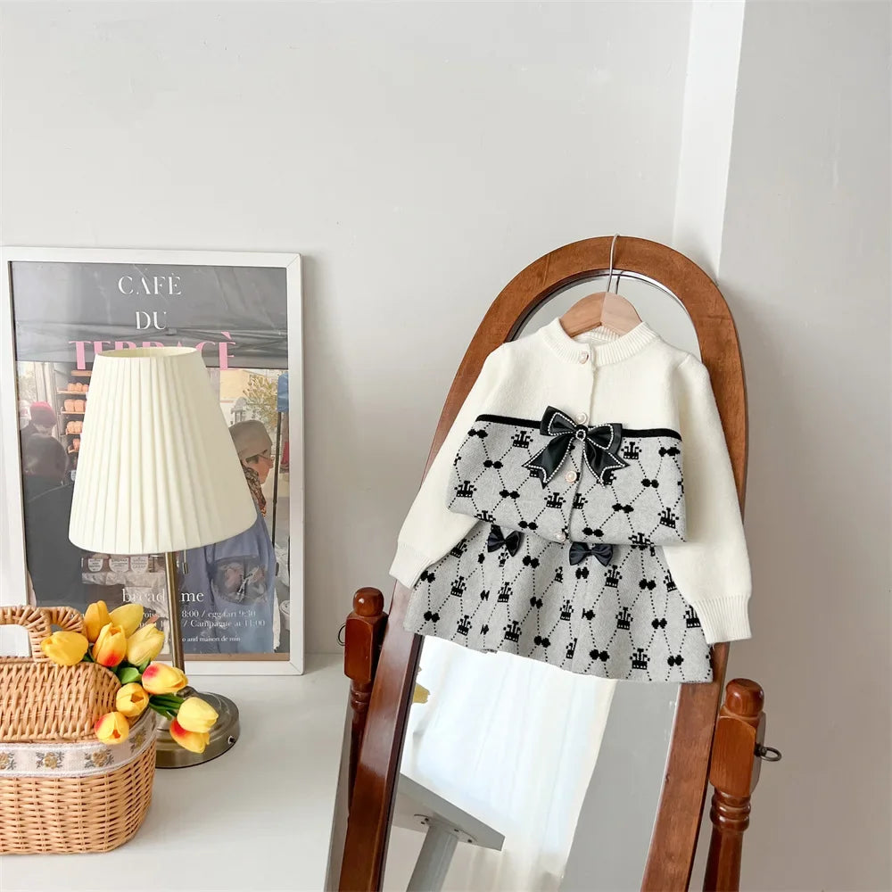2024 autumn and winter new girls sweater set sweet little fragrant two-piece set foreign trade hot-selling coat baby girl