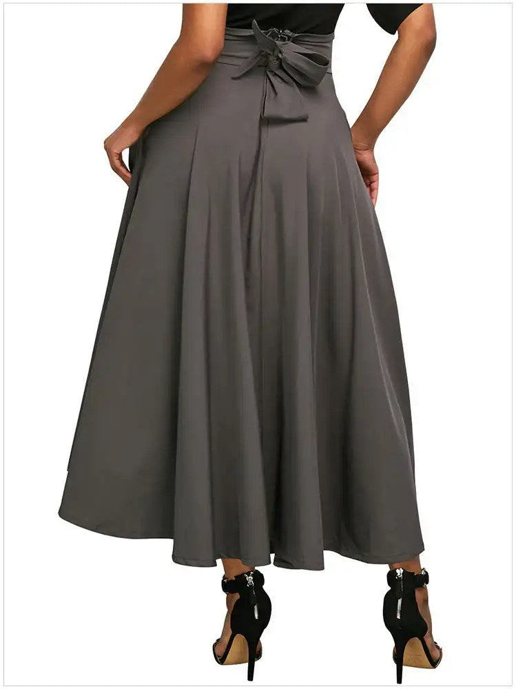 Upgrade Your Wardrobe with Our High-Waisted Pleated Skirt - Perfect for Retro Style Lovers!