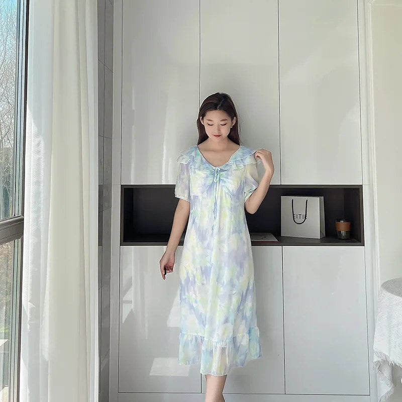Women's Oversized Clothing, Chubby Mm Floral Dress, Small and Clear Design Sense, Niche Dress