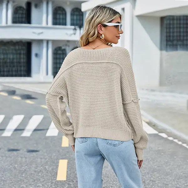 Upgrade Your Wardrobe with Our Versatile V-Neck Knit Tops for Women - Perfect for Spring and Autumn!