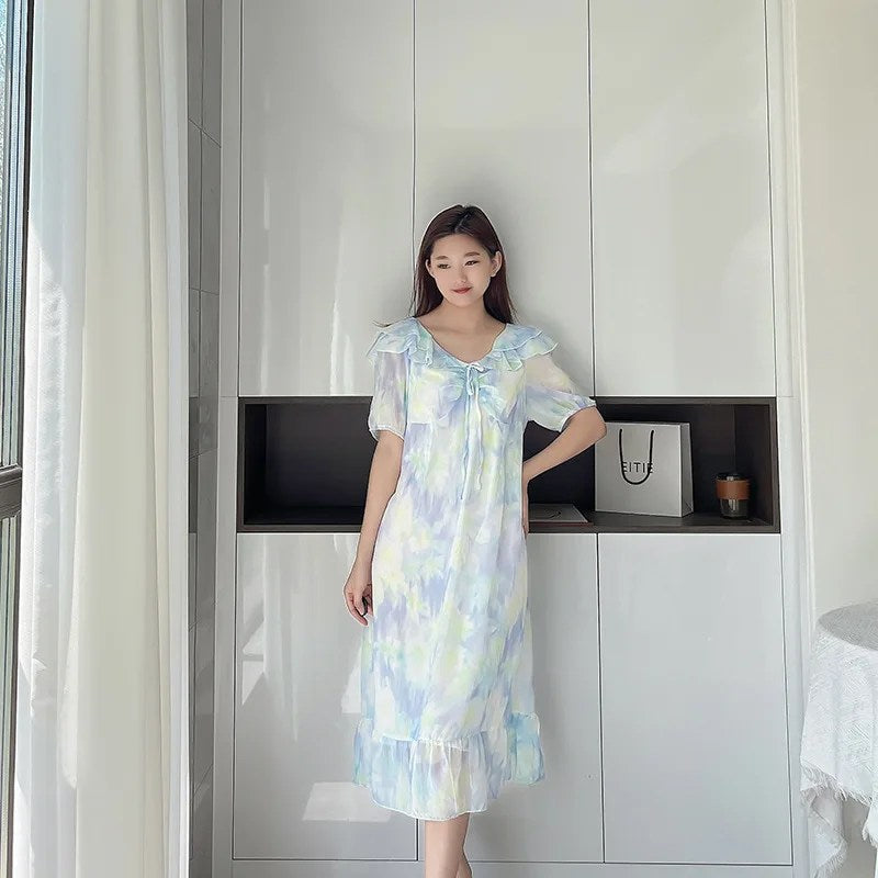 Women's Oversized Clothing, Chubby Mm Floral Dress, Small and Clear Design Sense, Niche Dress