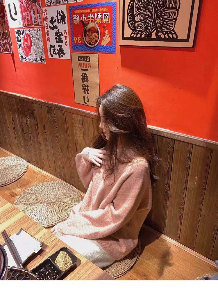 Comfur™ V-Neck Knit: Cloud Sleeve Plush Fit Sweater, Seoulcore Chic Crush Lays