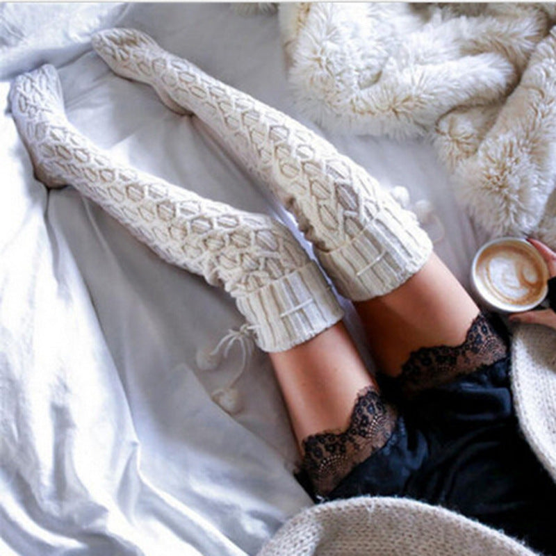 Popular Knitted Wool Socks for Women, Knee-stacking Socks with Hairballs