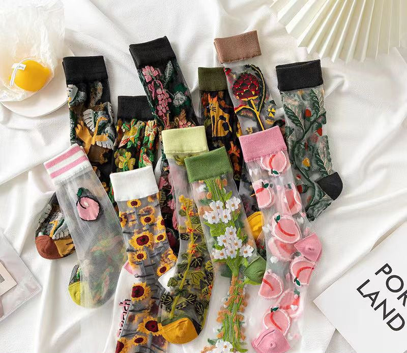 Spring and Summer Women's Socks, Thin Medium Tube Fashion Trendy Socks, European and American Style Flower Glass Stockings