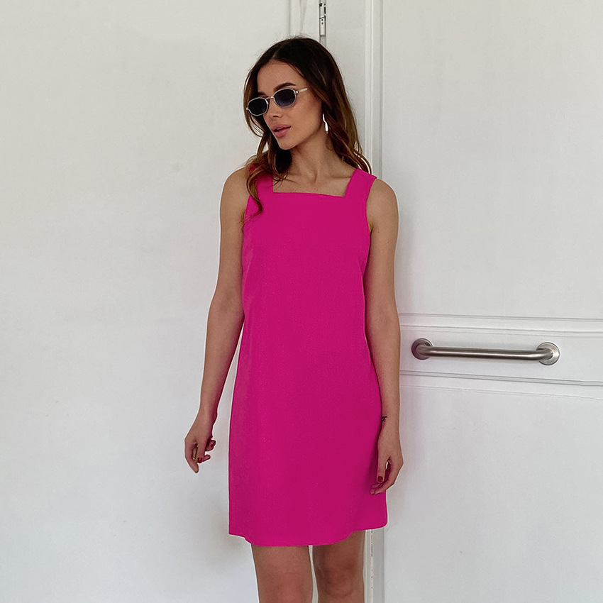 Effortlessly Chic: 2024 Sleeveless Camisole Dress in Cotton and Linen with a Feminine Square Neck