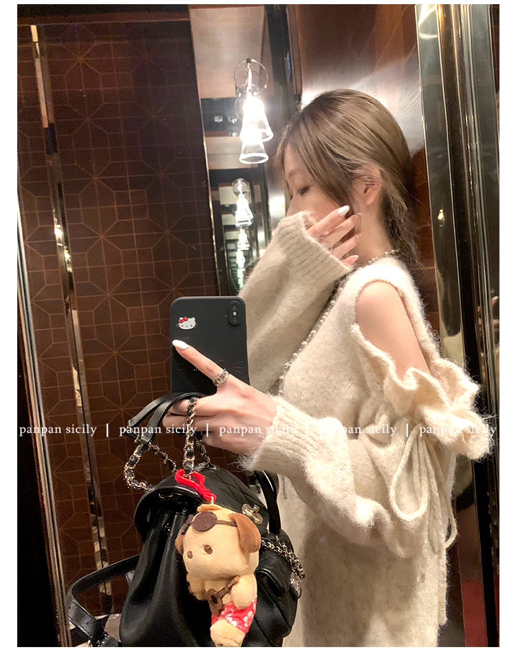 Nostalgic Gauze Pullover: Artisanal Shoulder Cut-Out + Ruched Lacing