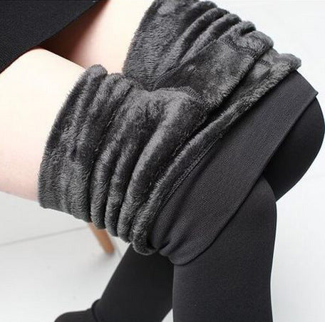 Extra Large Size Fleece Thickened Pearl Fleece Leggings, Popular in Autumn and Winter, Foot-stepping and Warm Outer Wear Integrated Pants