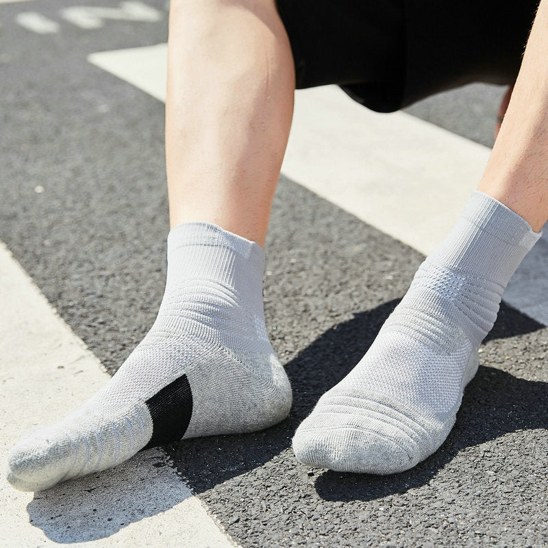 Men's Towel Bottom Non-slip Sports Boat Socks Terry Outdoor Medium and Short Tube Elite Socks Quick-drying Running Socks