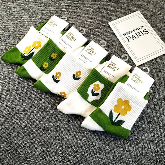 New Style Fashion Wholesale Custom Flower Design Beautiful School Girl Younger Women 100 Cotton Crew Socks
