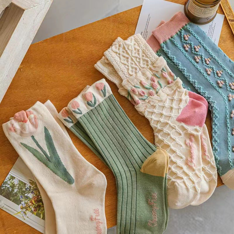 Socks Women's Autumn and Winter Long Socks Mori Tulips Versatile Women's Stacking Socks Flower Series Spring and Summer Long Tube