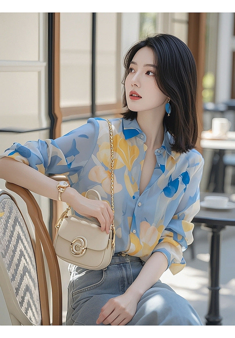 French Vintage Floral Print Chiffon Blouse | Feminine Relaxed Fit Lightweight Trans-seasonal Layer
