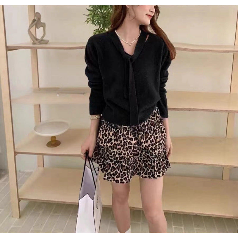 Design Sense Streamer Color Point Soft Waxy Red Sweater Women's New V-neck Bottoming Knitted Sweater