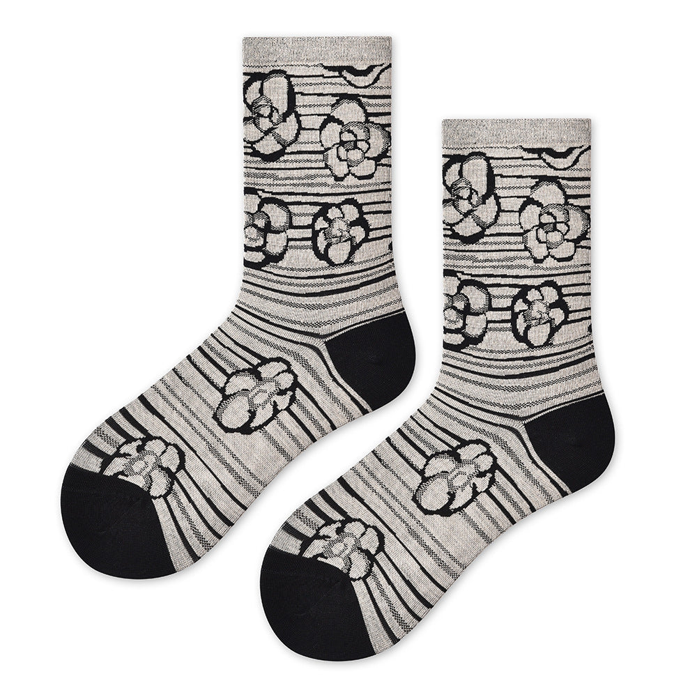 Spring and summer new art students, designer art tube socks children's trendy socks versatile black and white color scheme women