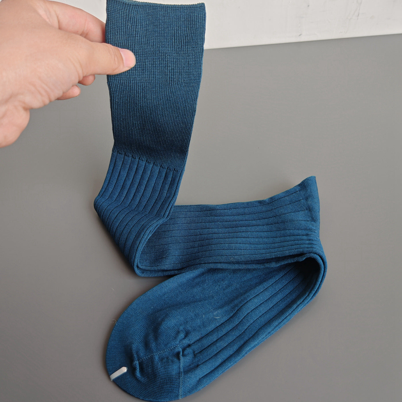 Men's Business Socks Silk Cotton Men's Socks Gentlemen Socks Boneless Pit Strip Double Needle and Knee Socks