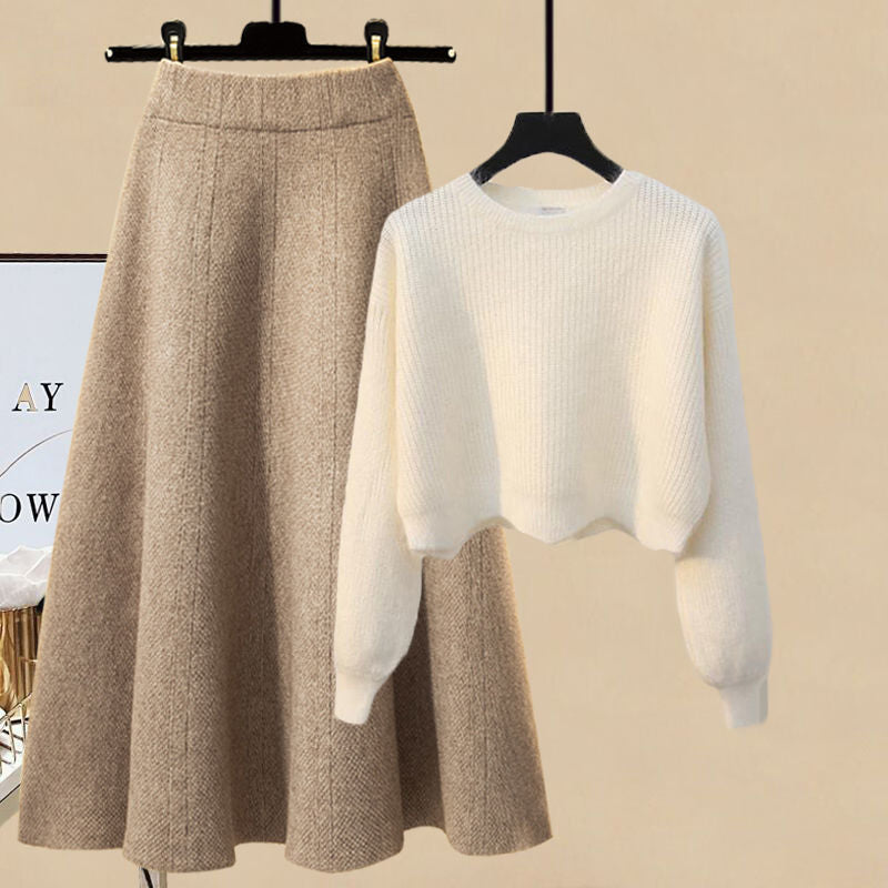 Cozy Plus Size Two-Piece: Viral Loungewear Set with Chunky Knit & Skirt