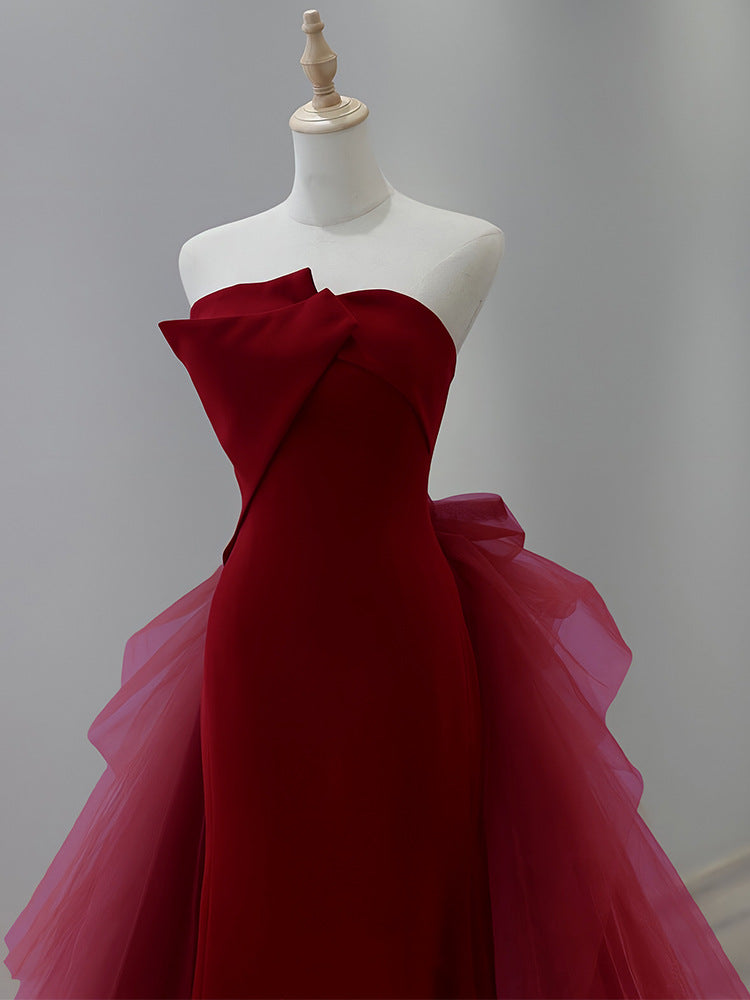 Romantic Burgundy Fishtail Gown: Vintage-Inspired Wedding Toast Dress with Timeless Elegance