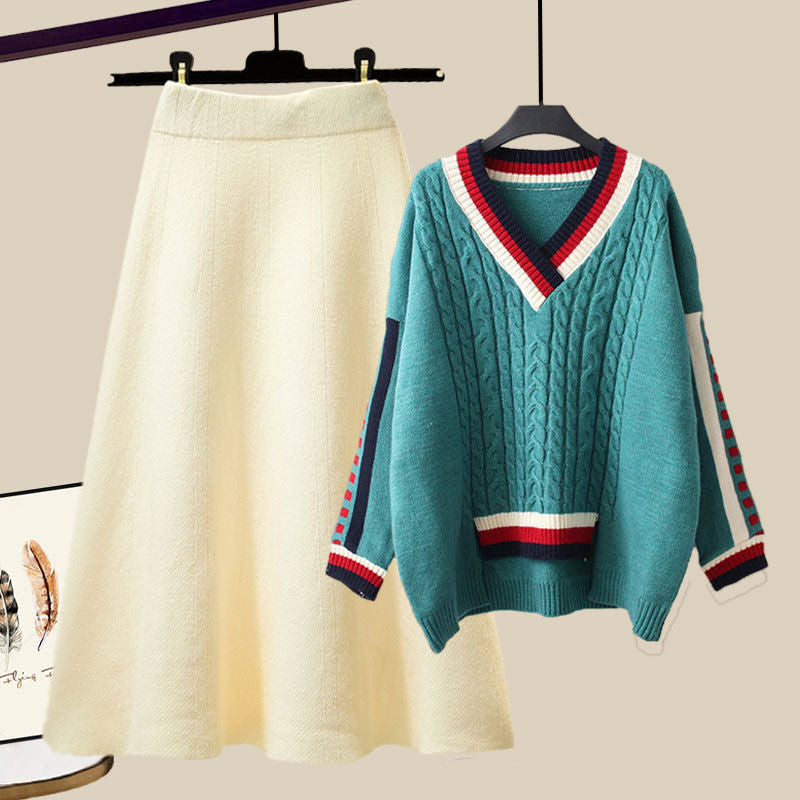 Cozy Plus Size Two-Piece: Viral Loungewear Set with Chunky Knit & Skirt