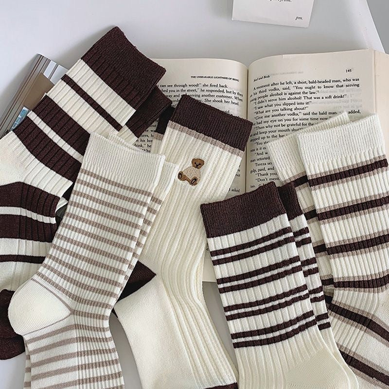 Coffee Color Simple Women's Autumn and Winter Striped Medium Tube Socks Color Matching Thermal Socks Women's Contrasting Color Stacking Socks