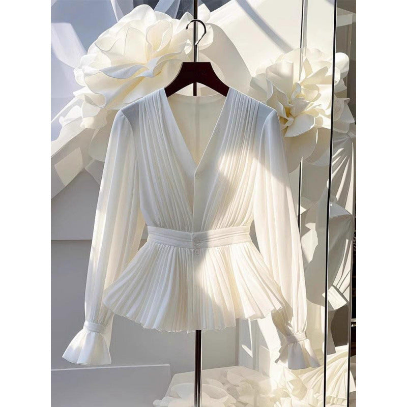 Early autumn new temperament V-neck long-sleeved top light mature French niche unique beautiful shirt light luxury white shirt