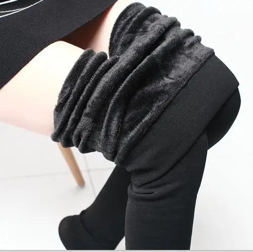 Extra Large Size Fleece Thickened Pearl Fleece Leggings, Popular in Autumn and Winter, Foot-stepping and Warm Outer Wear Integrated Pants