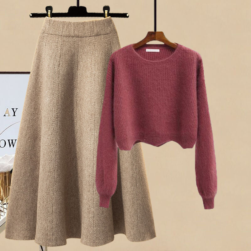 Cozy Plus Size Two-Piece: Viral Loungewear Set with Chunky Knit & Skirt
