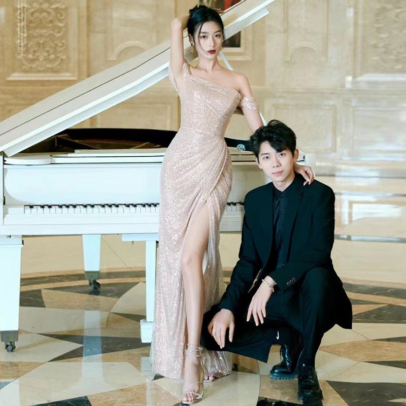 Evening Dress Fine Flash Light Luxury High Temperament Bridal Engagement Banquet Dress One-word Shoulder French Travel Photo Light Wedding Dress