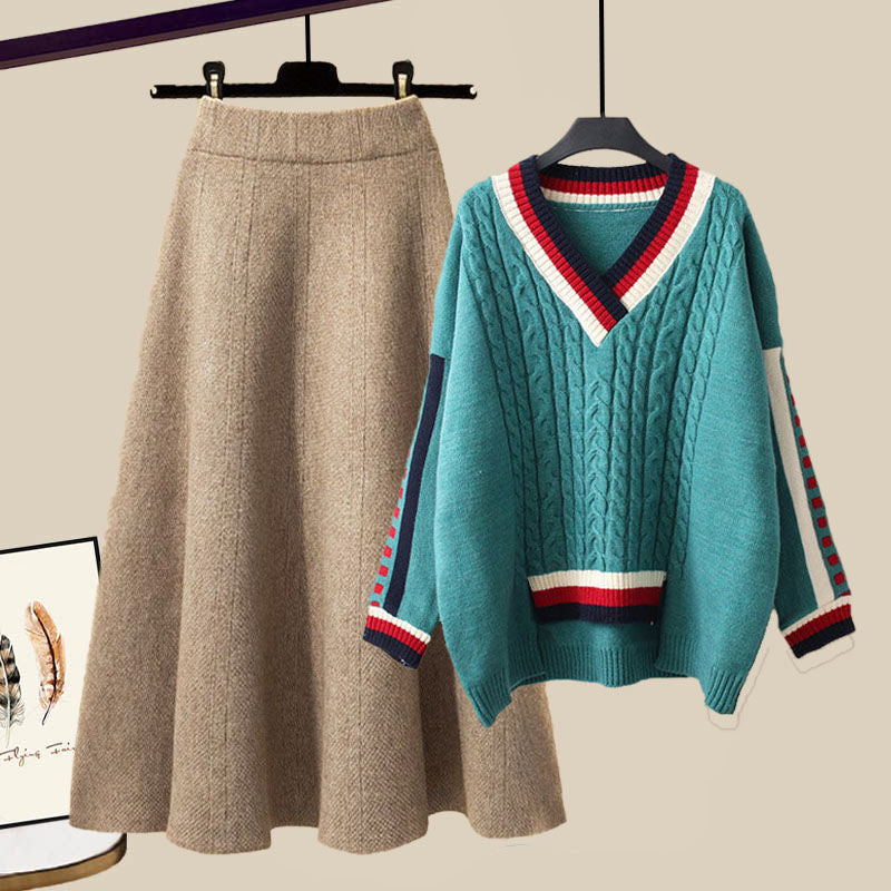 Cozy Plus Size Two-Piece: Viral Loungewear Set with Chunky Knit & Skirt