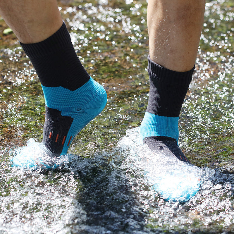 Waterproof Socks Medium Tube Ski Socks Cycling Camping Sports Wading Water Breathable Warm Outdoor Rain Socks for Men and Women