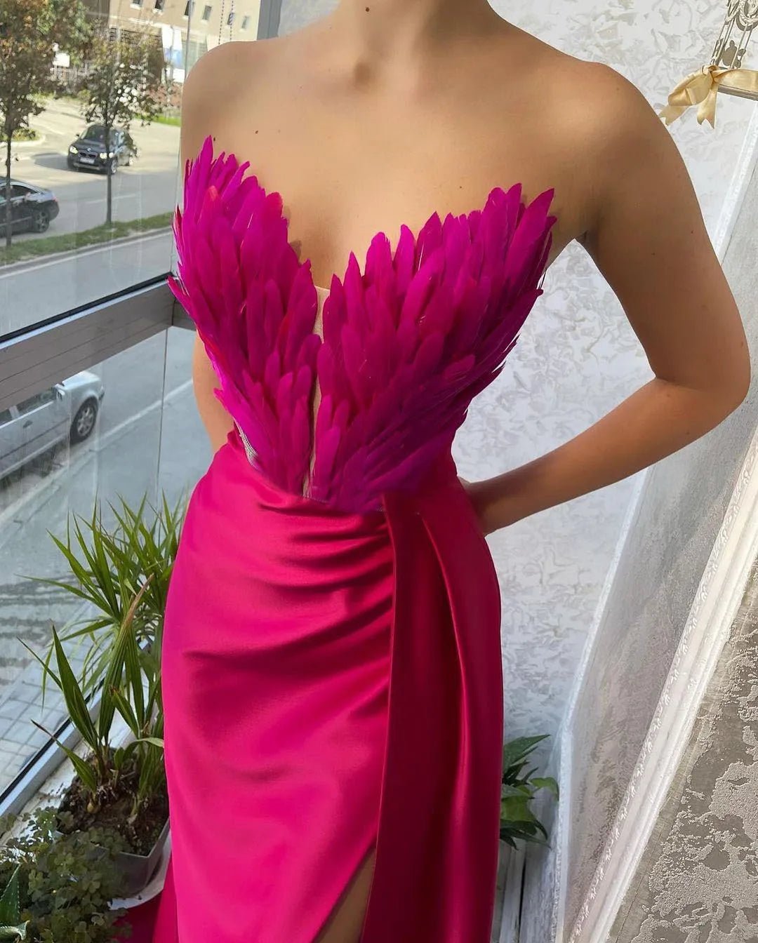 Evening Tube Top Feather Trailing Slit Sexy Birthday Party Dress Woman