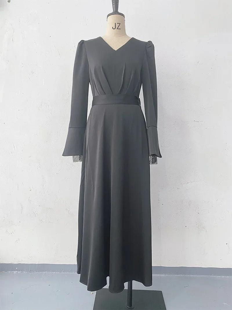 New V-neck Solid Color Split-ended Long-sleeved Slim-fitting Belt Dress