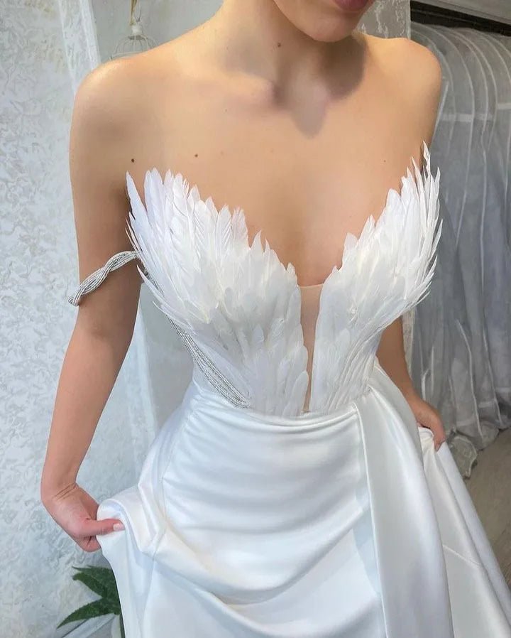 Evening Tube Top Feather Trailing Slit Sexy Birthday Party Dress Woman