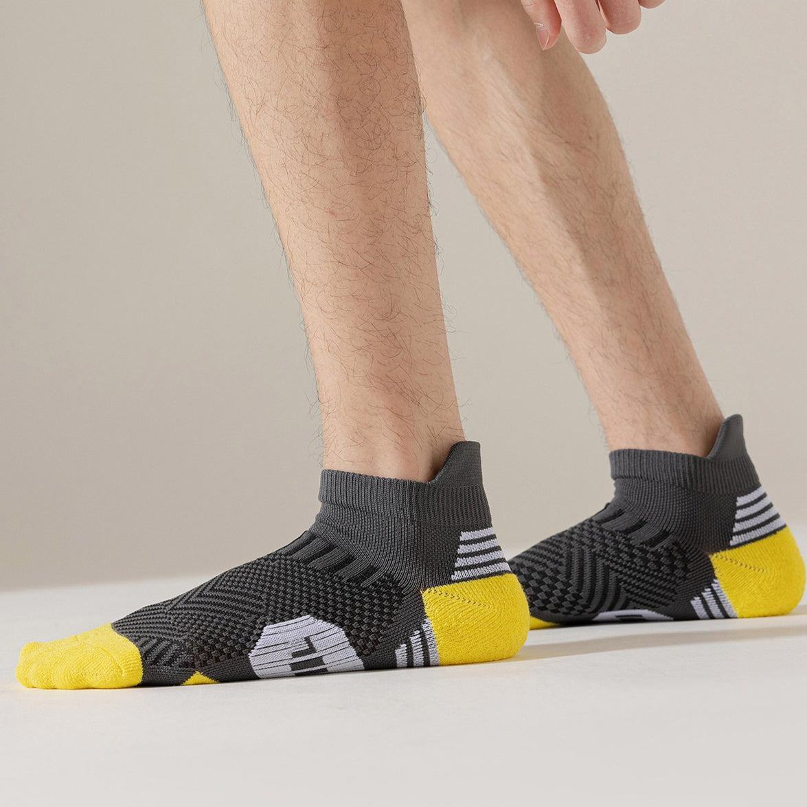 Professional Sports Socks Men's Hiking Fitness Quick-drying Running Socks Front and Heel Thickened Wear-resistant Non-slip Mountaineering Socks