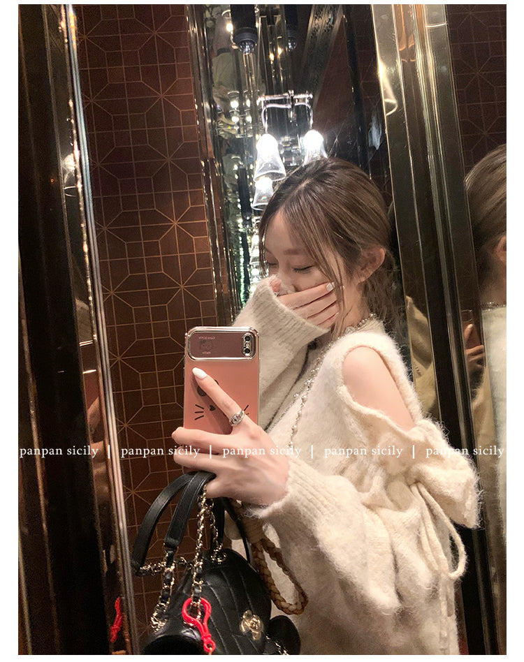 Nostalgic Gauze Pullover: Artisanal Shoulder Cut-Out + Ruched Lacing