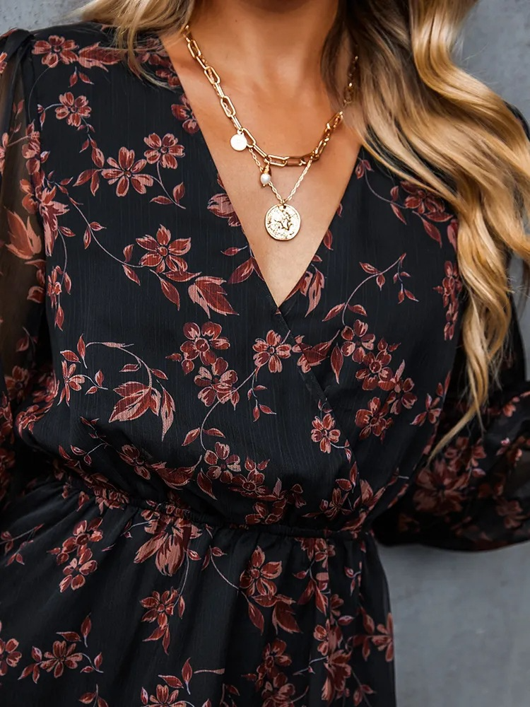 Floral Explosion: The Ultimate V-Neck Chiffon Dress for a Stylish Spring and Summer Look