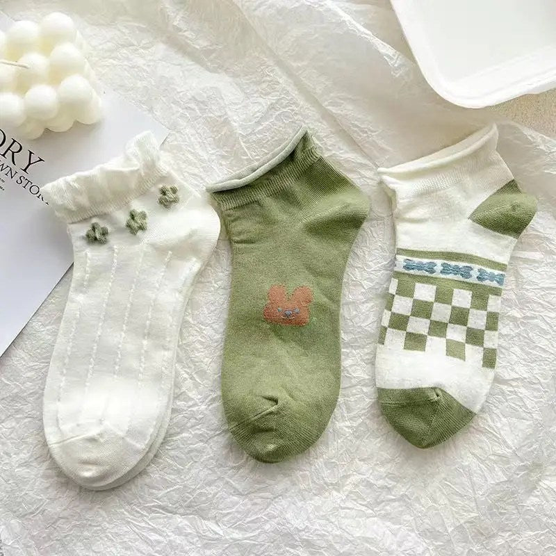 Stay Stylish this Season with Cute Japanese Lace Low-Top Socks in White for Spring and Summer-10PRS