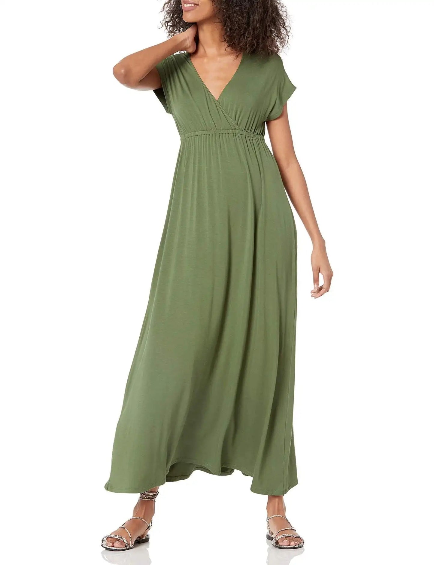 Effortlessly Chic: V-Neck Women's Oversized Dress for a Minimalist, Slimming Look