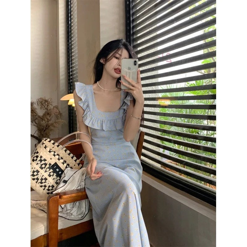 French romantic gentle small flying sleeves blue floral dress children's summer 2024 new seaside vacation dress
