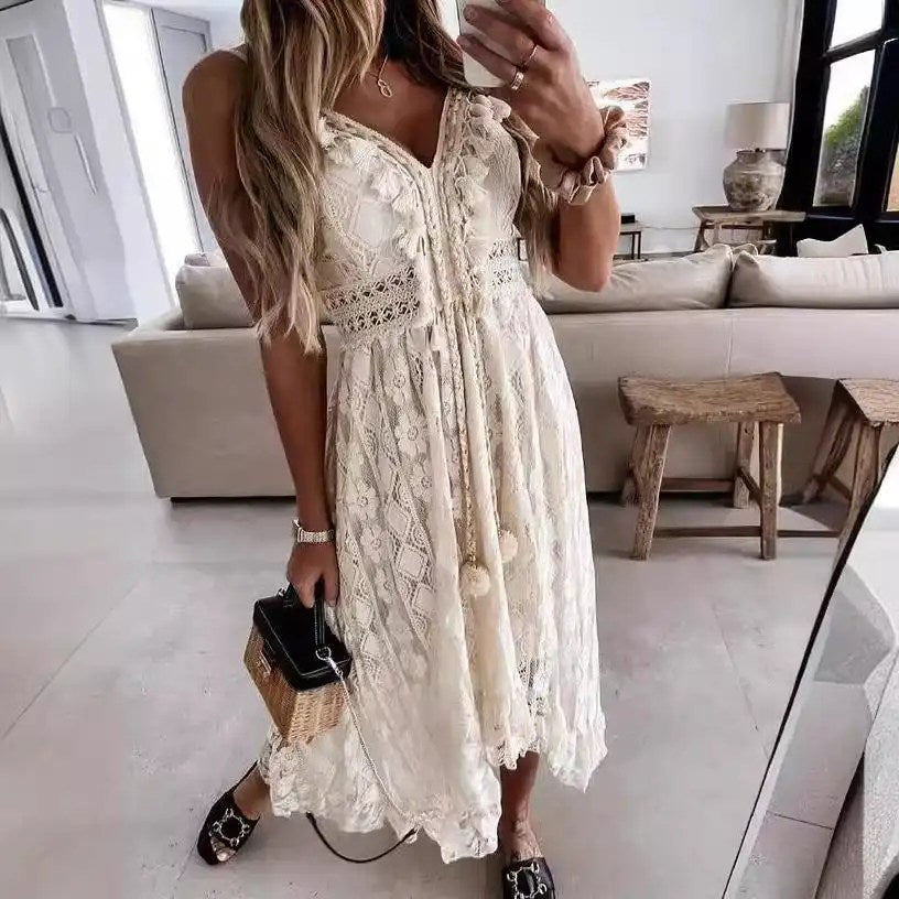Get Ready to Turn Heads with Our Sexy Lace Suspenders for Long Women's Dresses - Available in Solid Colors!