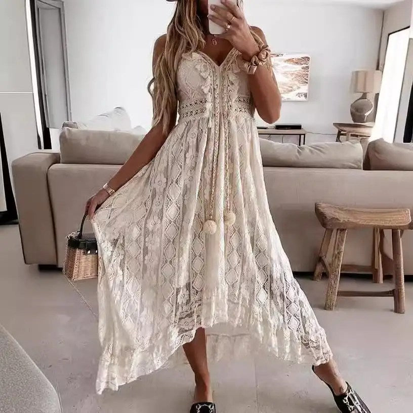 Get Ready to Turn Heads with Our Sexy Lace Suspenders for Long Women's Dresses - Available in Solid Colors!