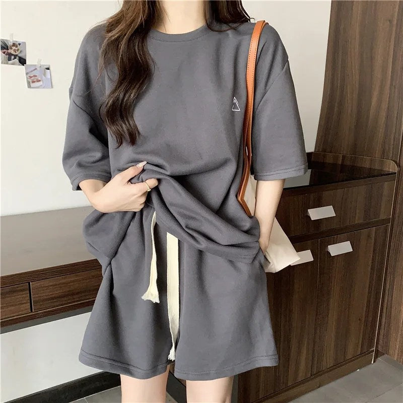 Summer Women's Casual Two-Piece Set: Loose Fit T-shirt and Shorts