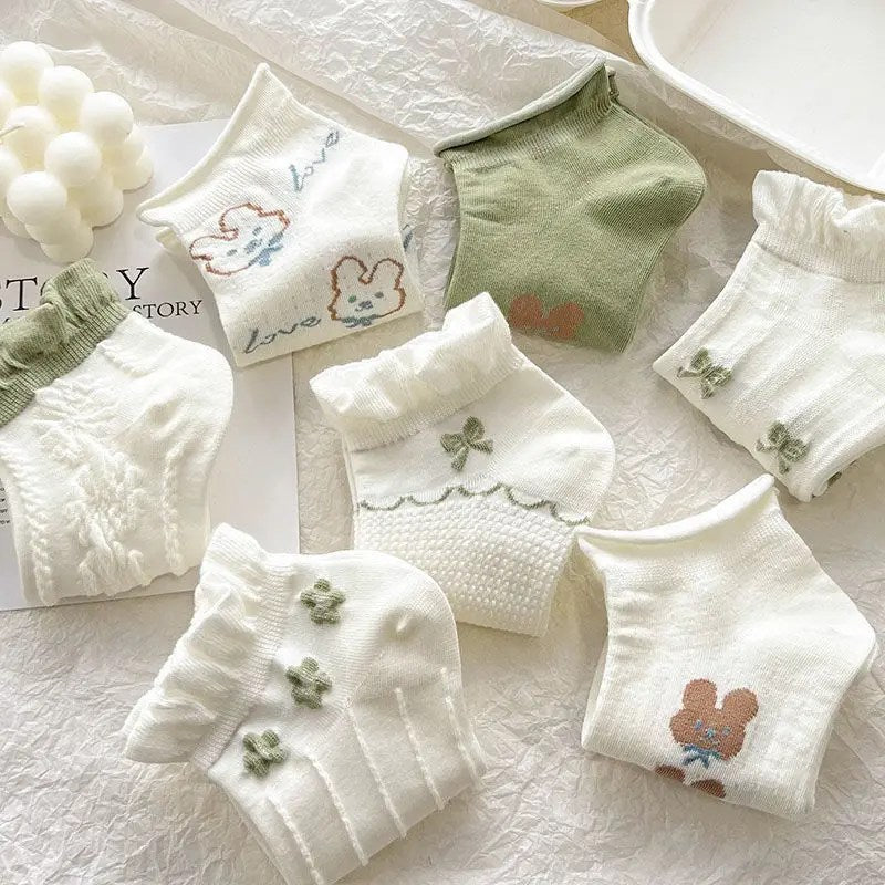 Stay Stylish this Season with Cute Japanese Lace Low-Top Socks in White for Spring and Summer-10PRS