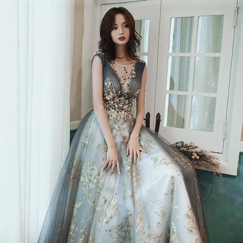 Evening dress women's banquet 2024 new sequined annual meeting host temperament long celebrity birthday party dress